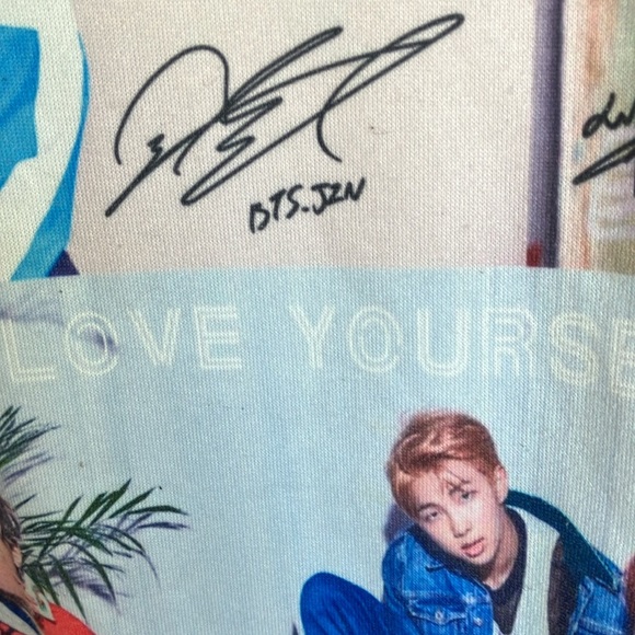 K-Pop Band BTS Hoodie - Picture 2 of 3